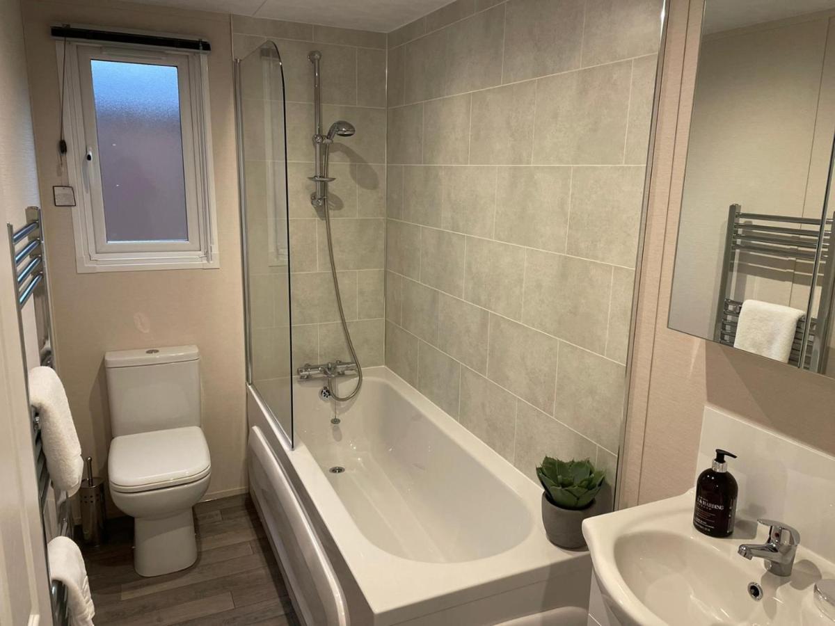 Holiday home Dakota With Hot Tub *