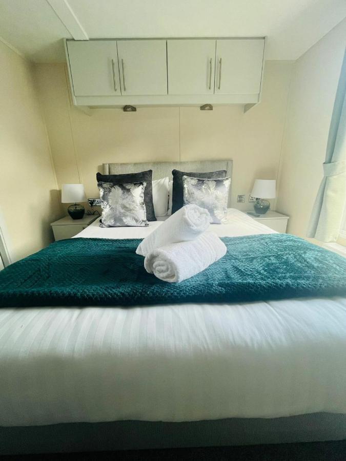 Holiday home Dakota With Hot Tub *
